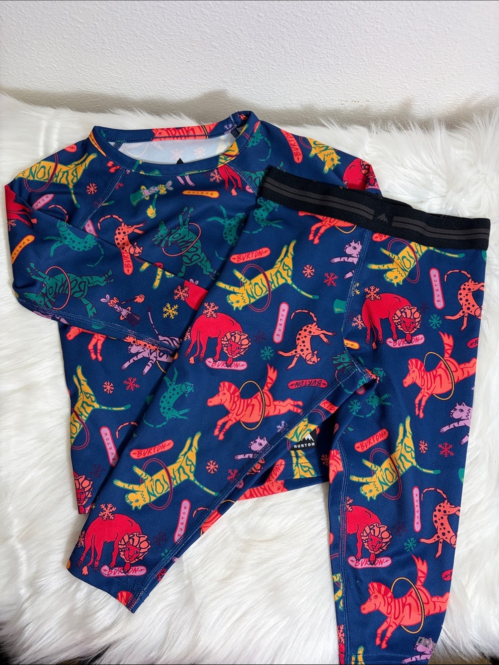 Burton Navy Blue Multicolor Animal Print Set